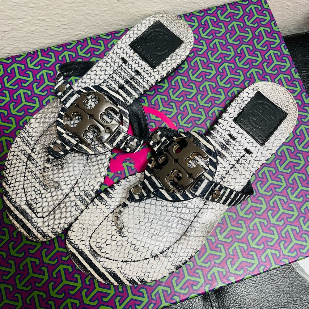 💜SOLD💜 Tory Burch Miller sandals snake 8M